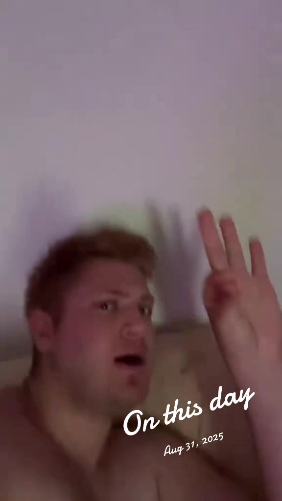 @joshuamo0ney