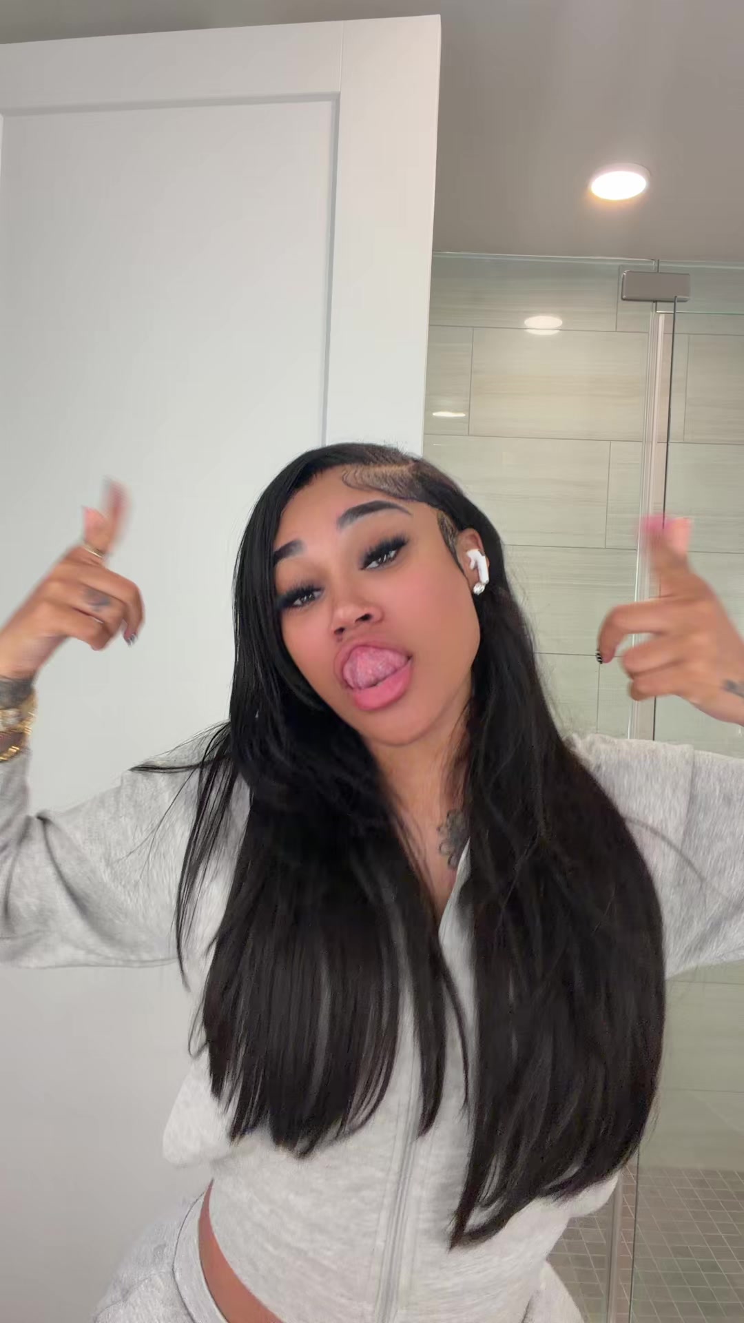 @Janiameshell