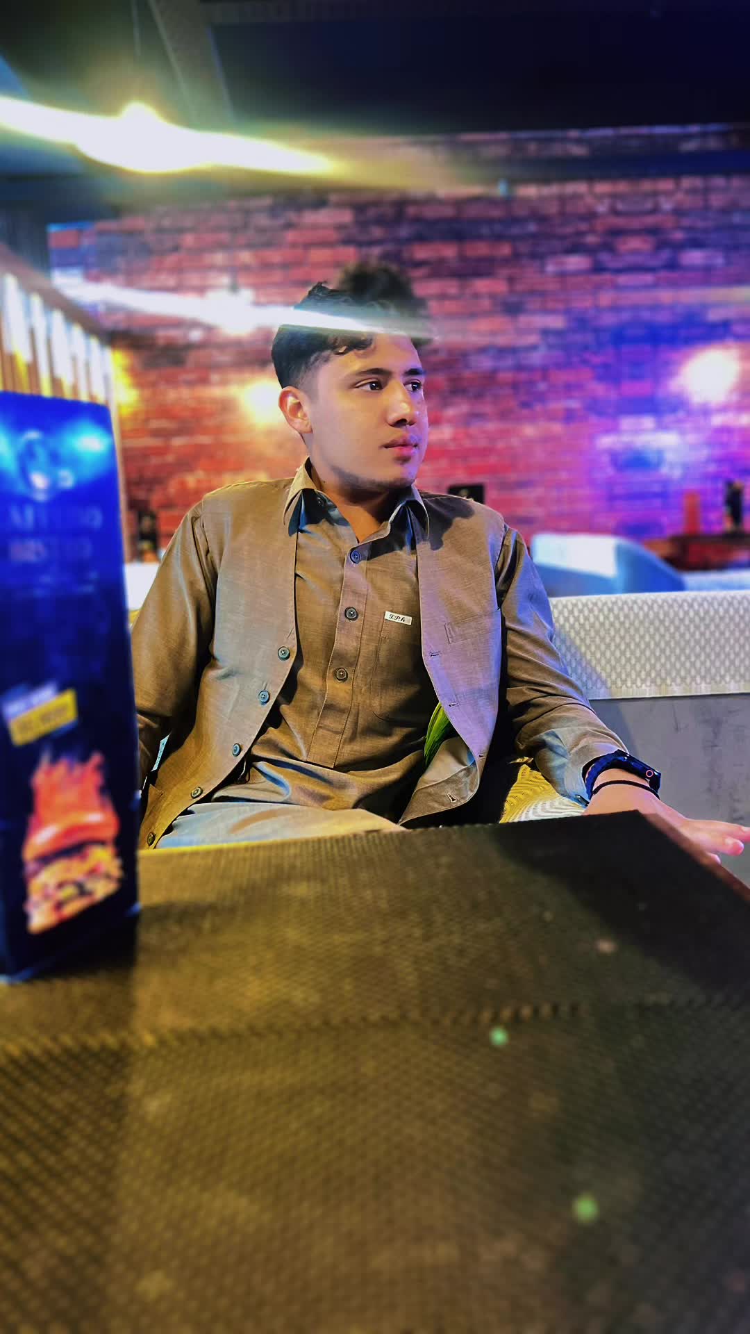@Khattak 01:)🦅