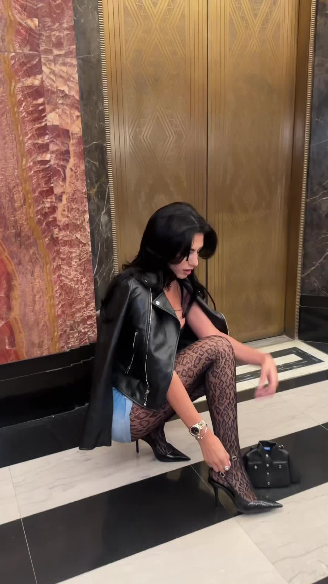 @Mira
