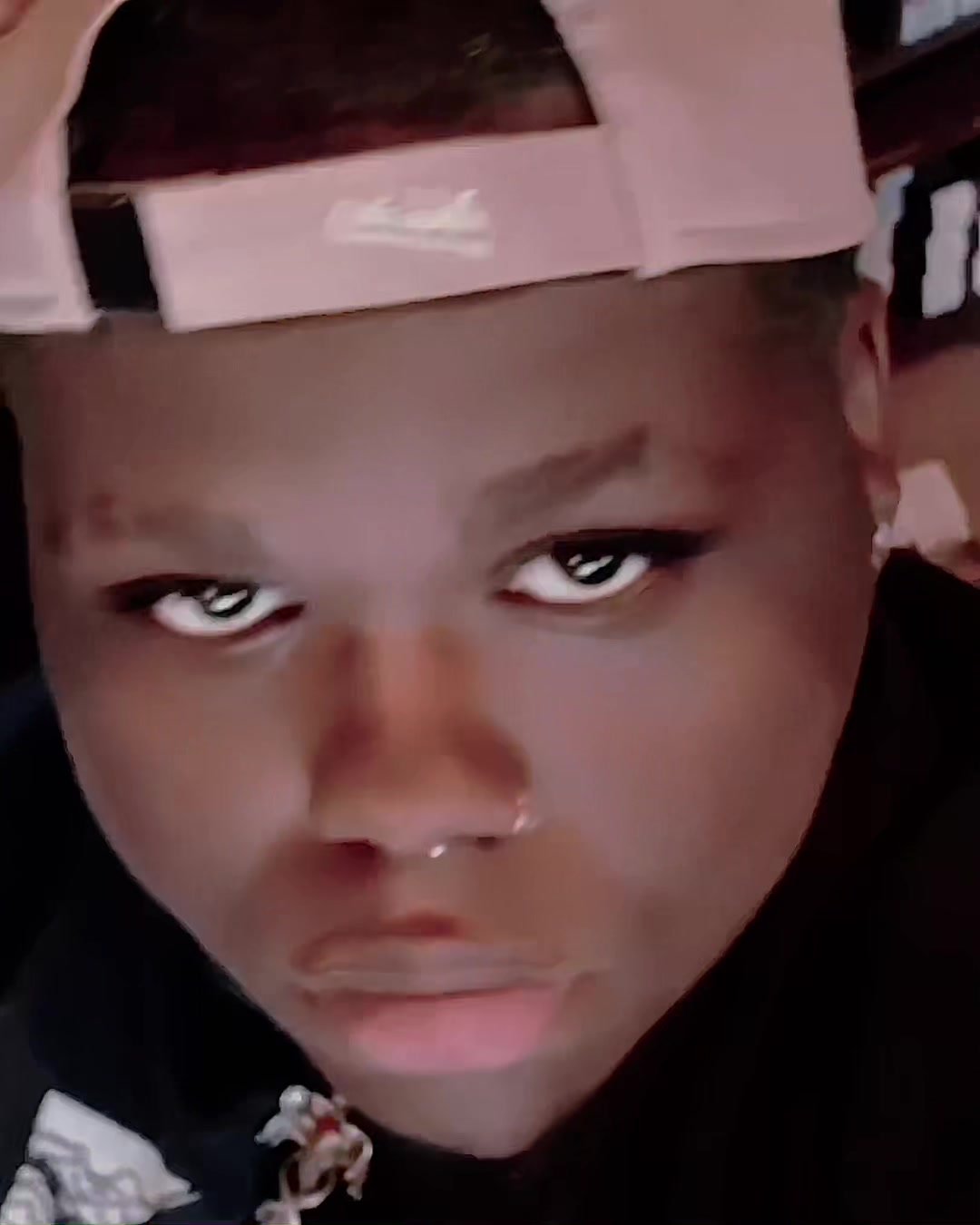 @ant 🦇🖤