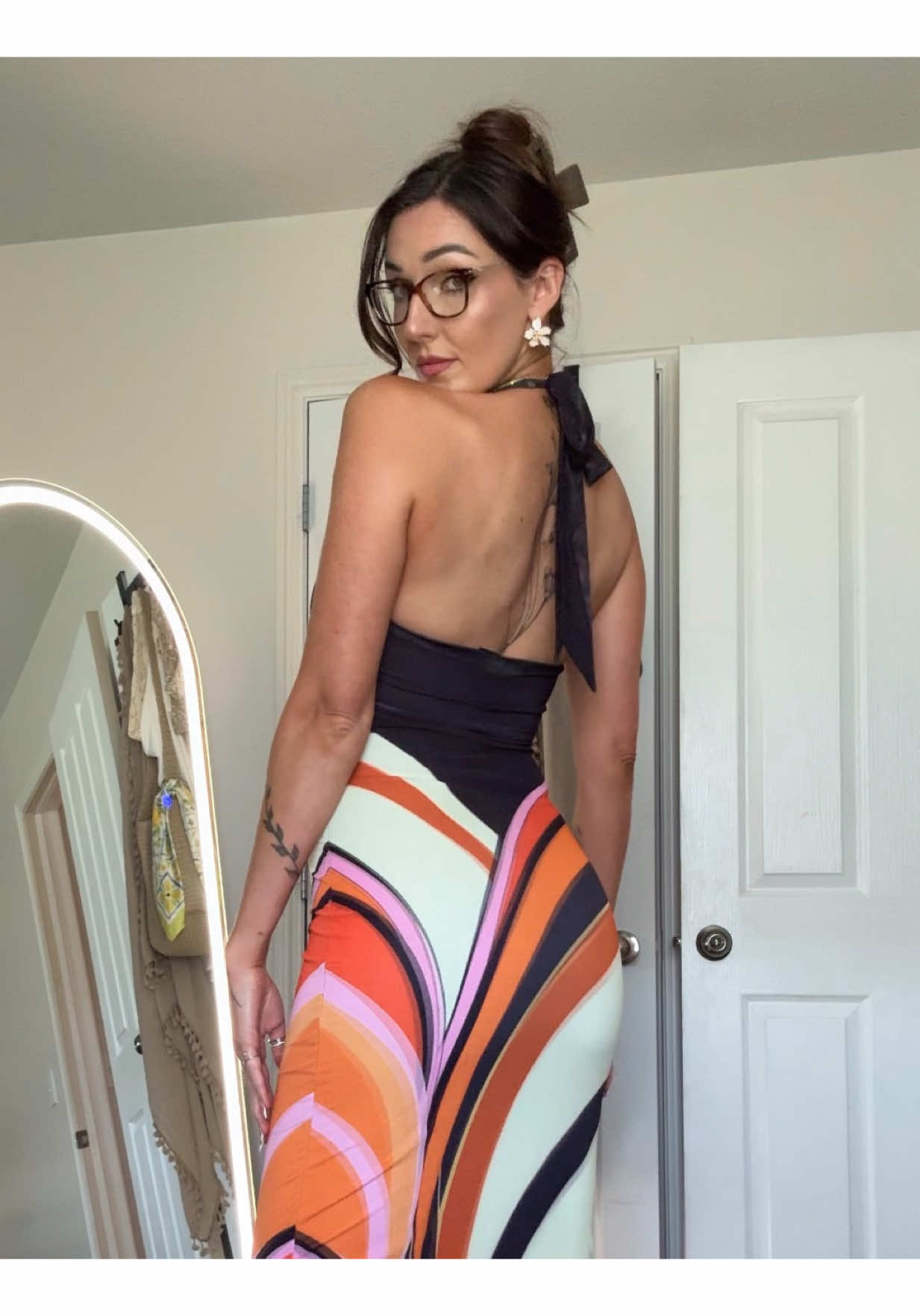 @theclaramonroe
