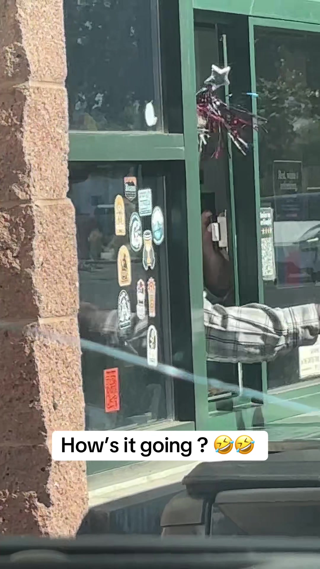 @hollywoodbadass