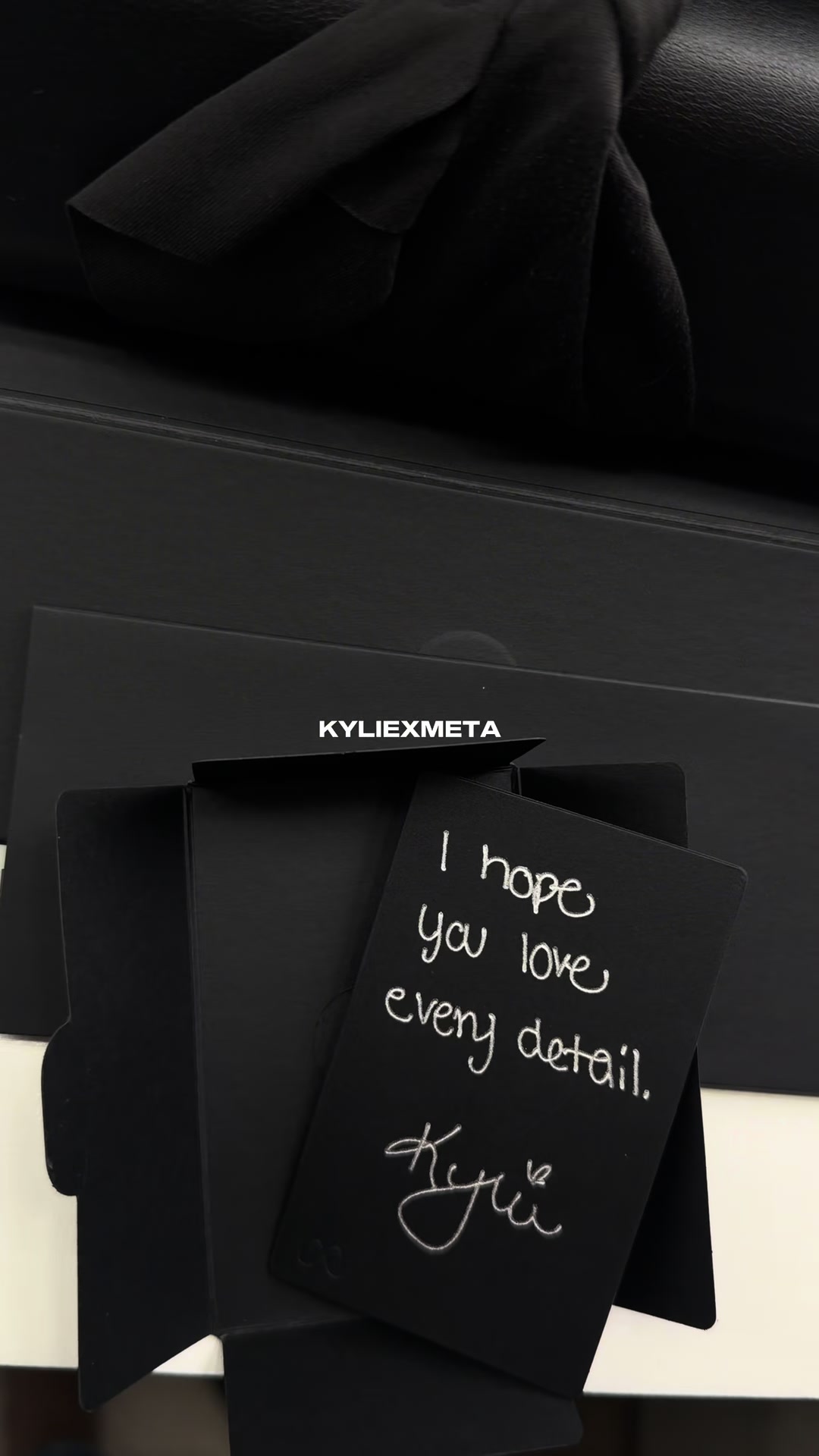 @𝐞𝐬𝐦𝐞𝐫𝐚𝐥𝐝𝐚 𝐟𝐥𝐨𝐫❀