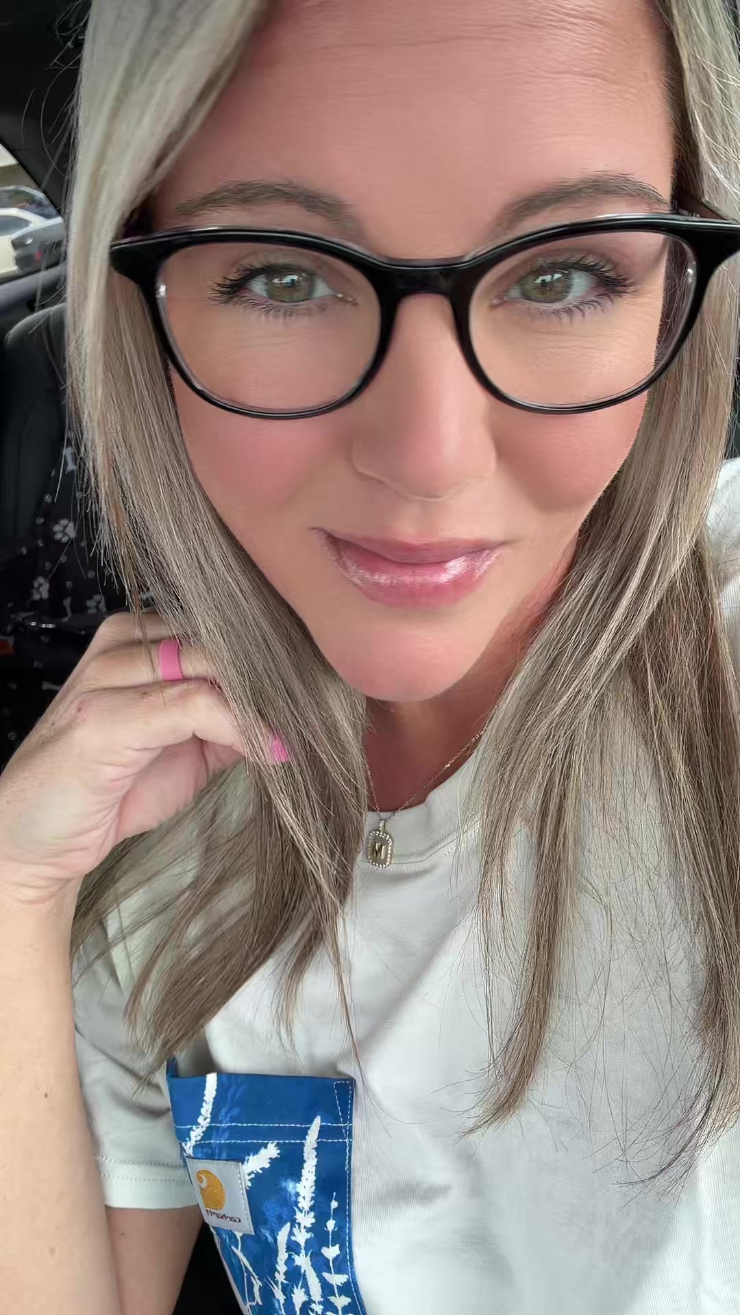 @SelfieQueen57👑