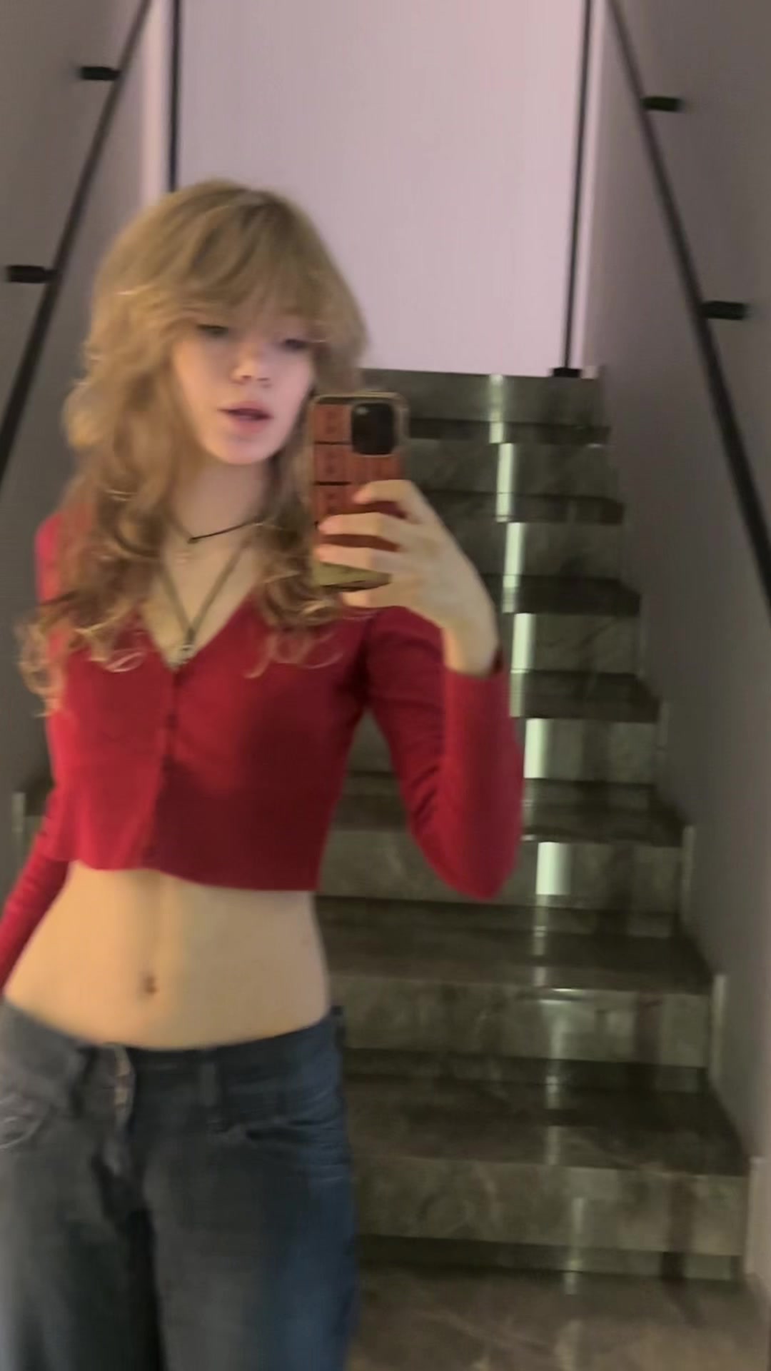 @ivueska