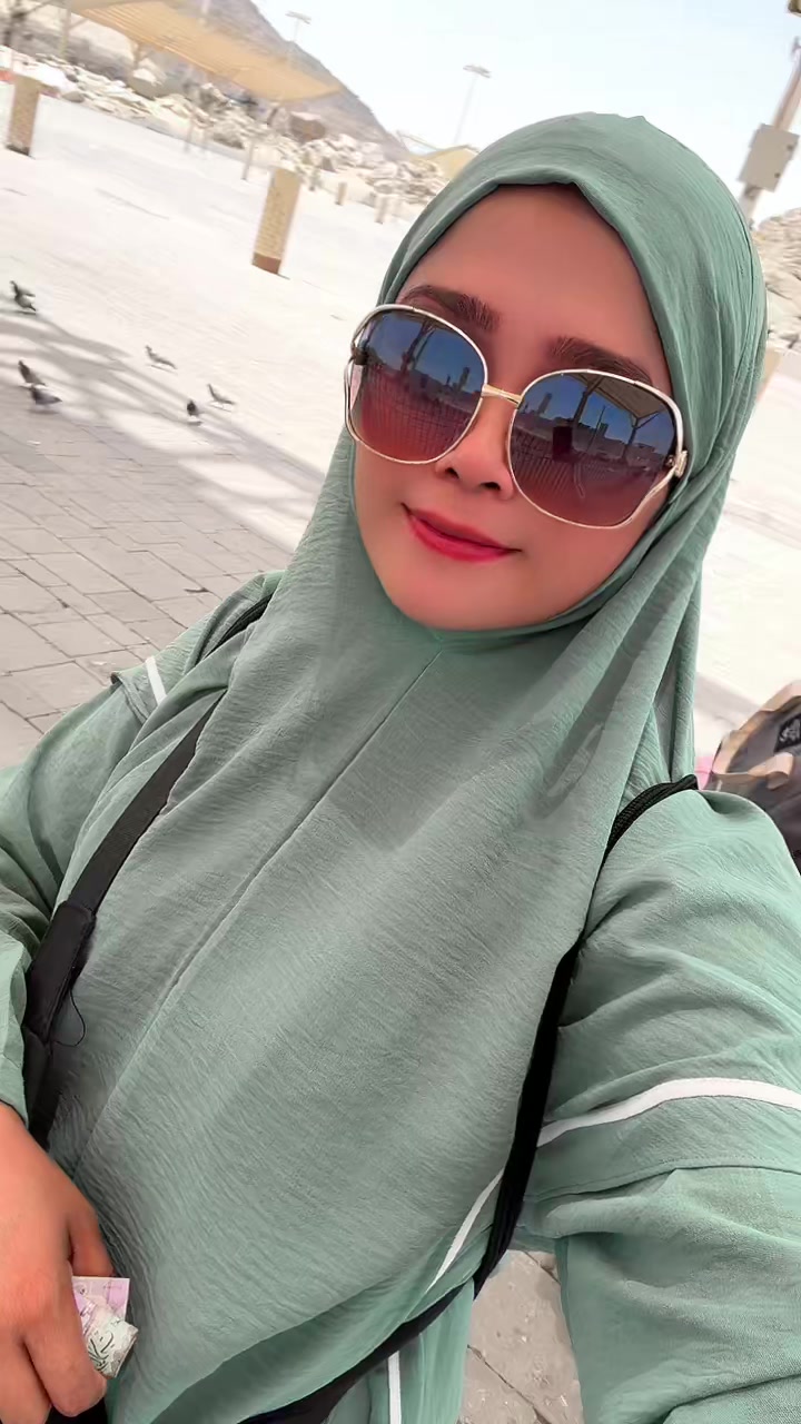 @SweetyRos786