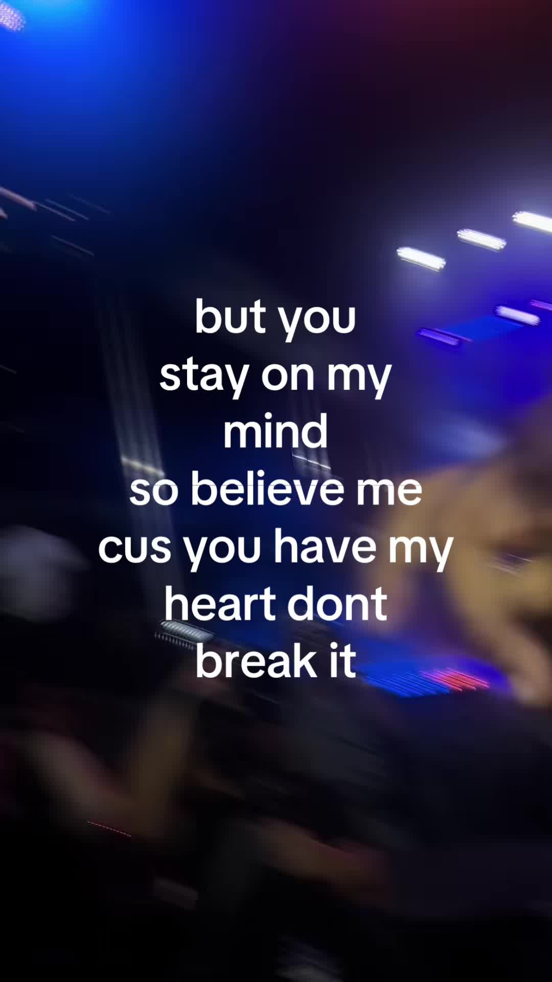 @zeý 🐝