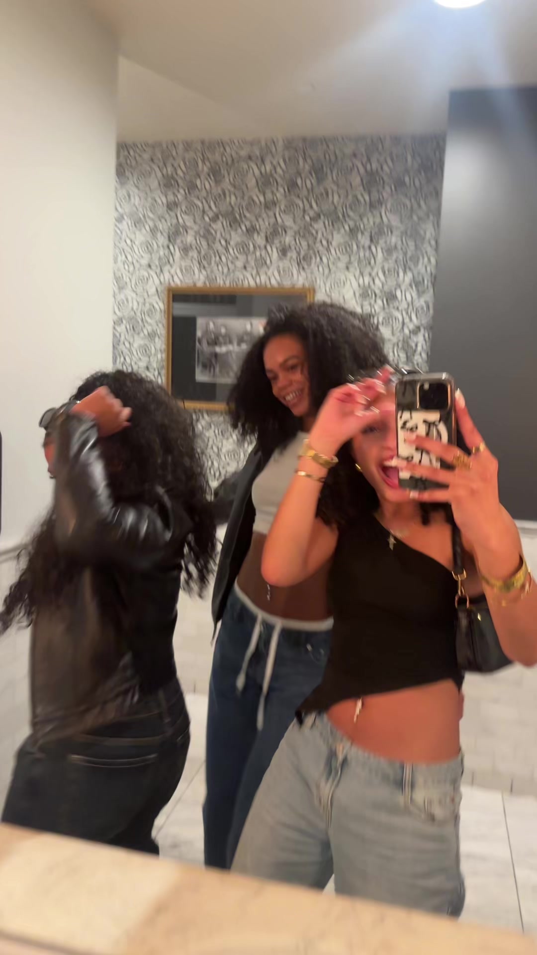 @Suzy Ulloa