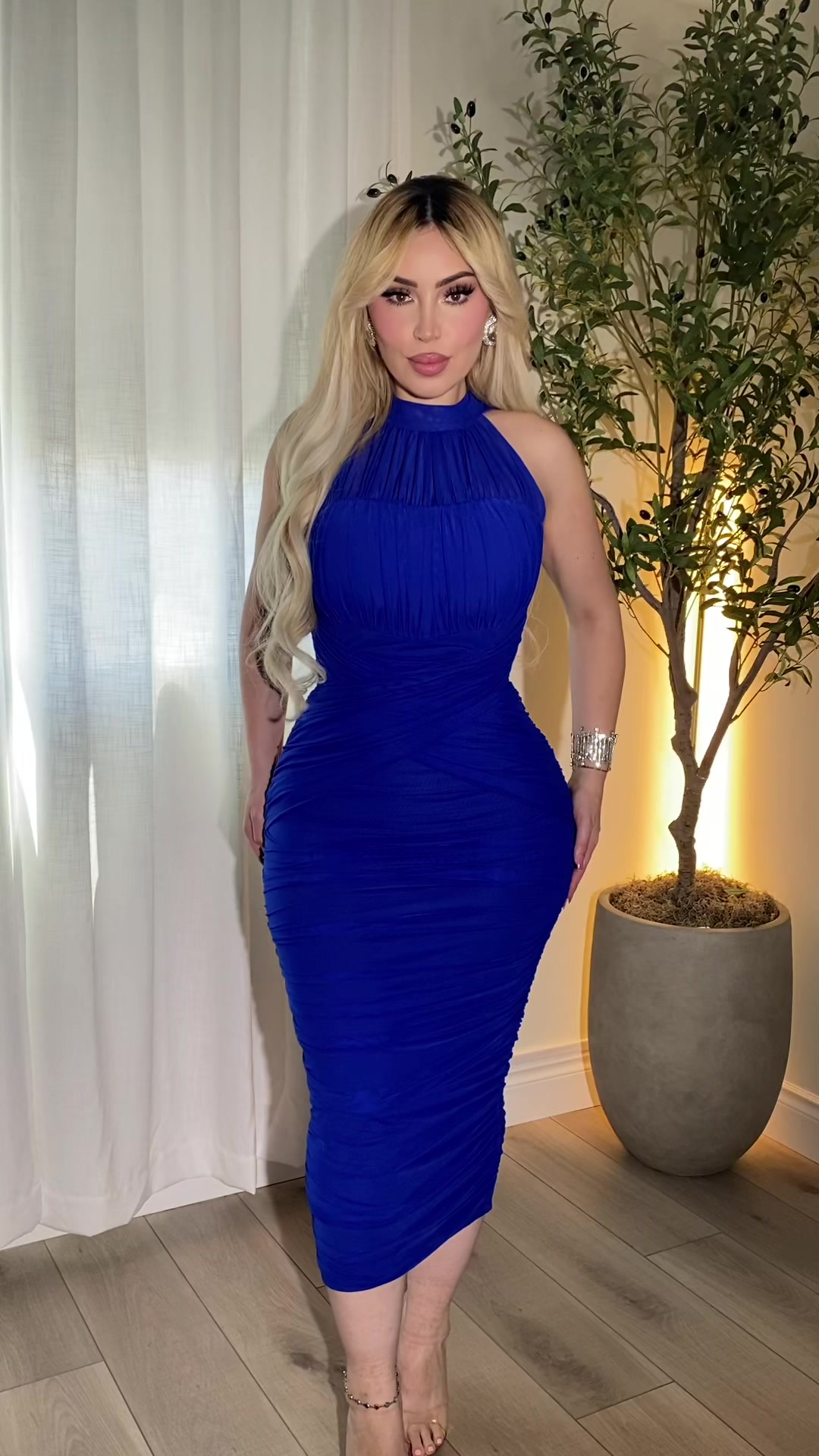 @GoldenDivinity