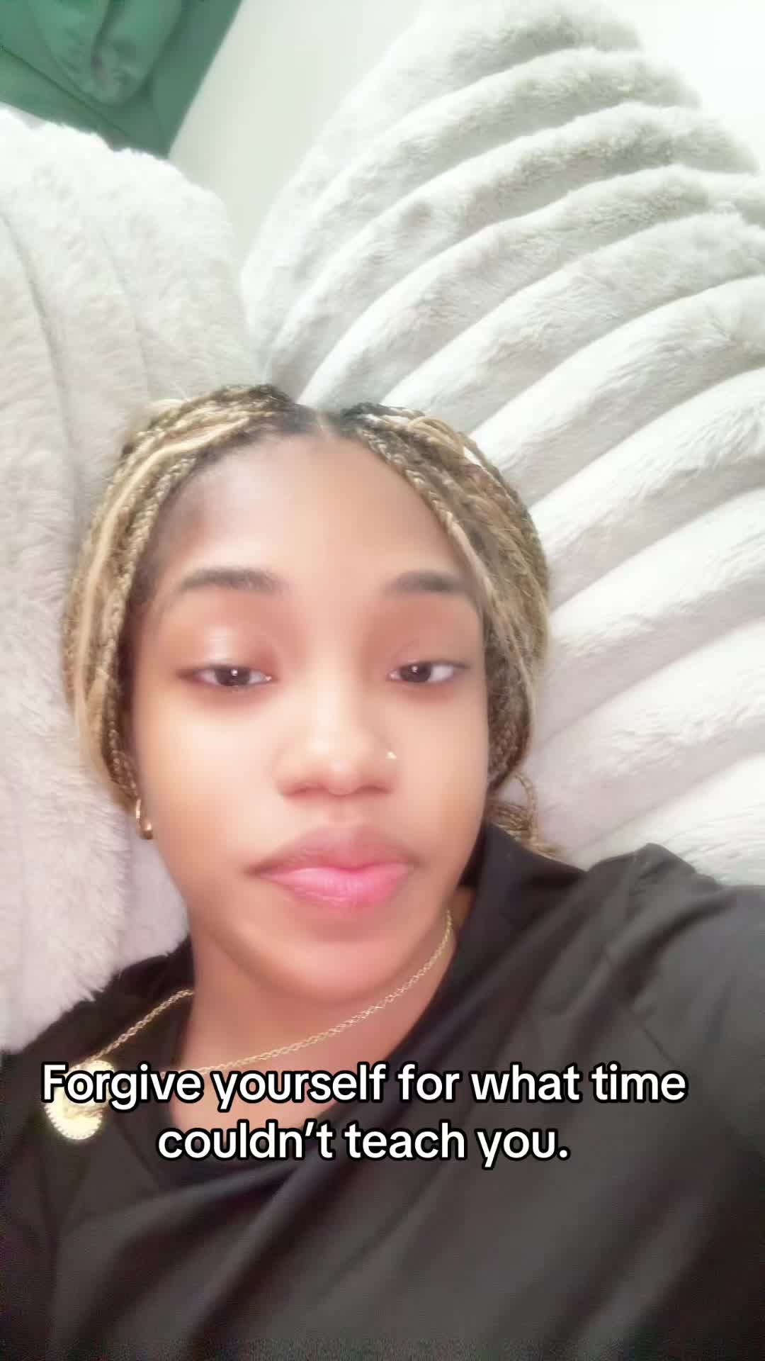 @Icedbyniya._