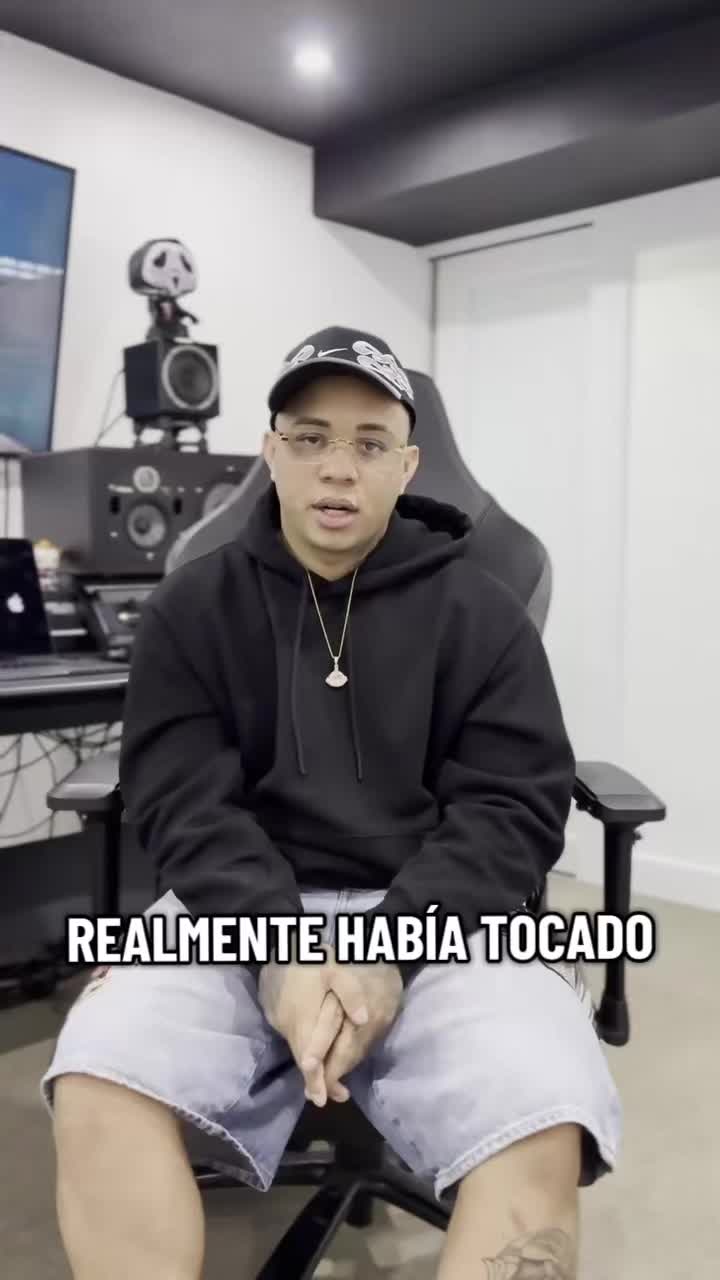 @Eix