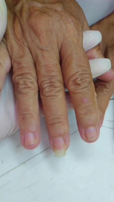 @kym nails