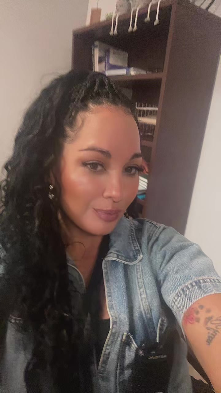 @Monalishes