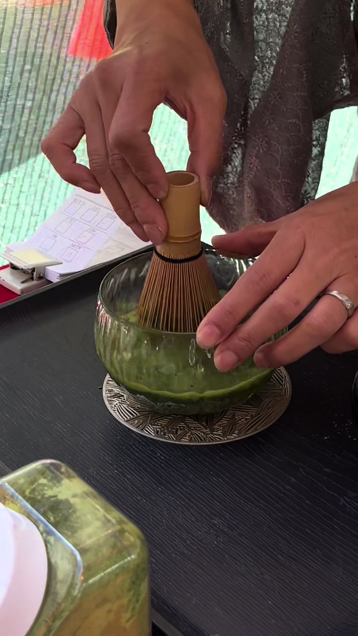 @laura