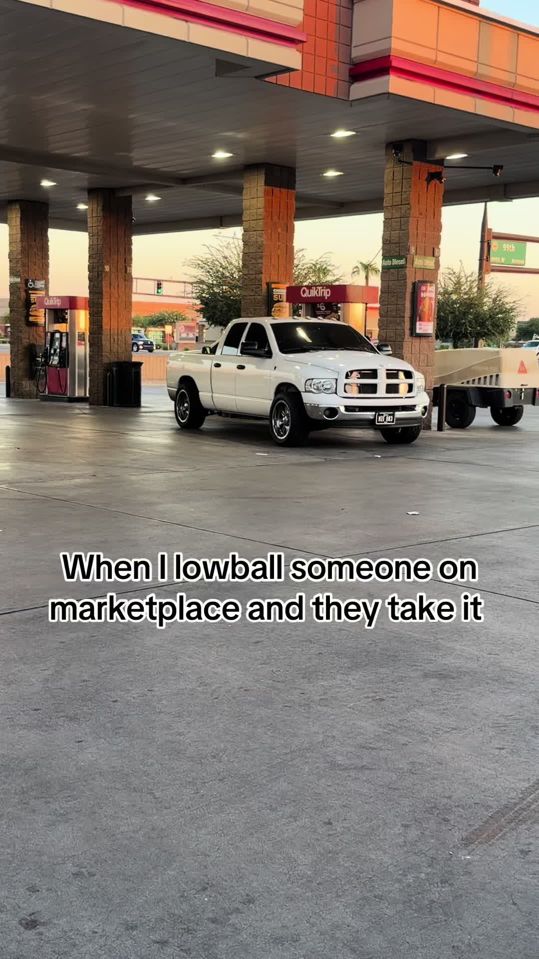@Lowcummins_