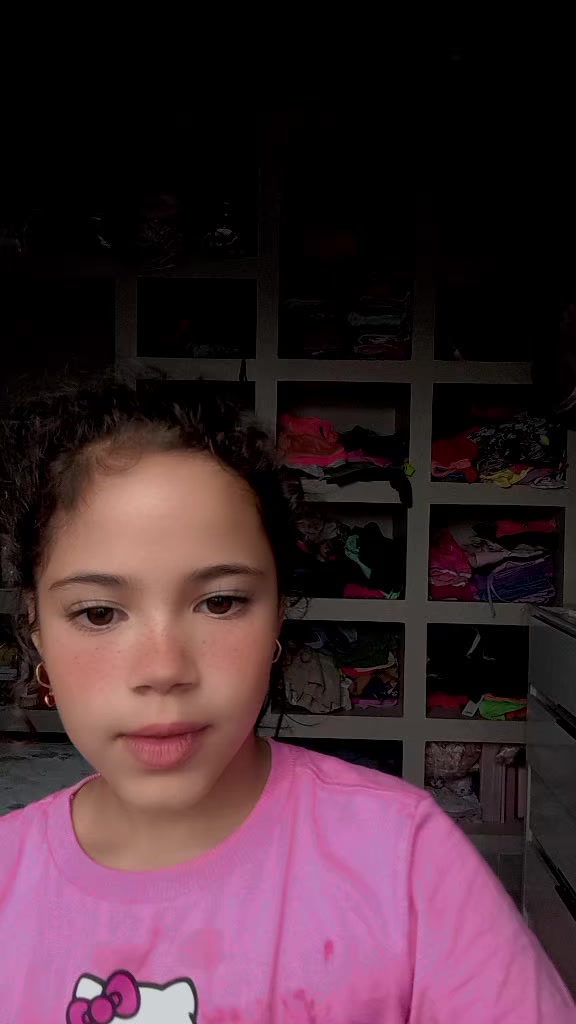 @Valentina Fernandes
