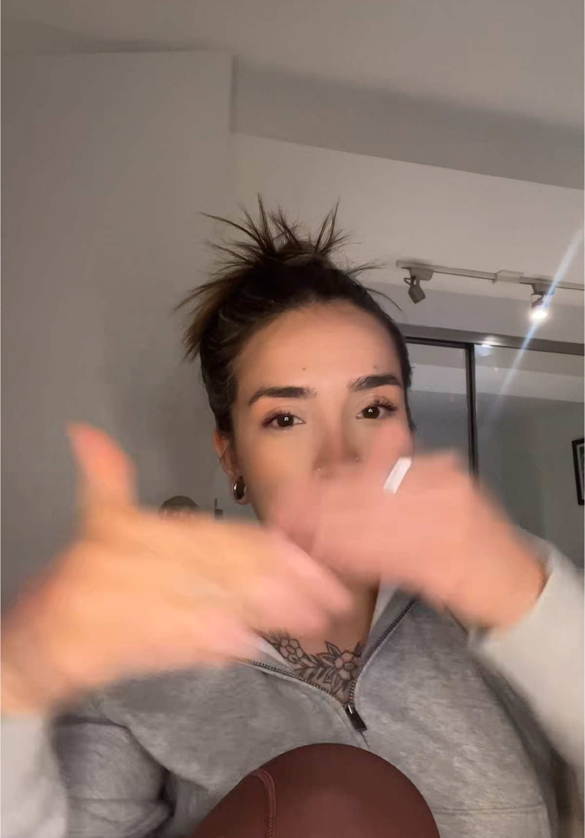 @Lizzy Guzmán