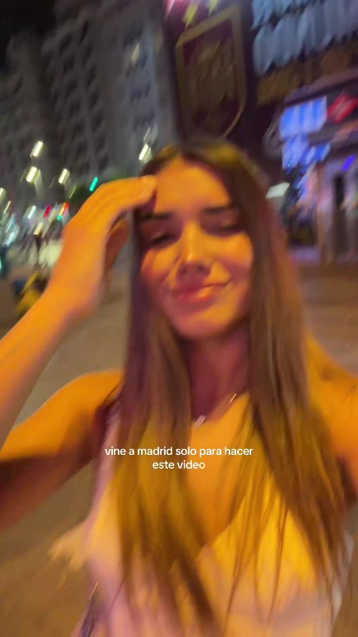 @Lola Tomaszeuski