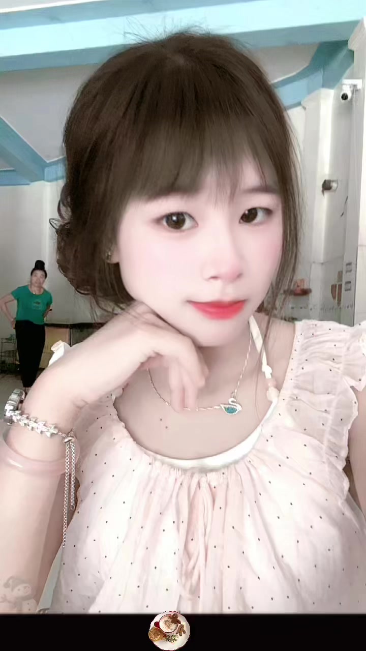 @Huệ hongg xinhh🌻
