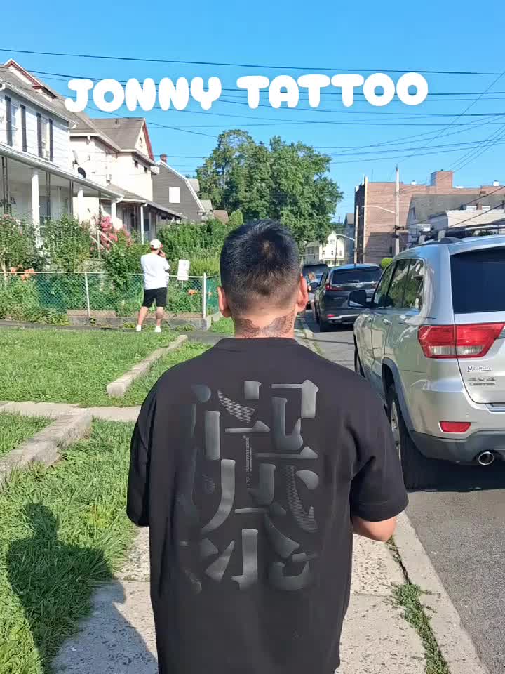 @JONNY TATTOO