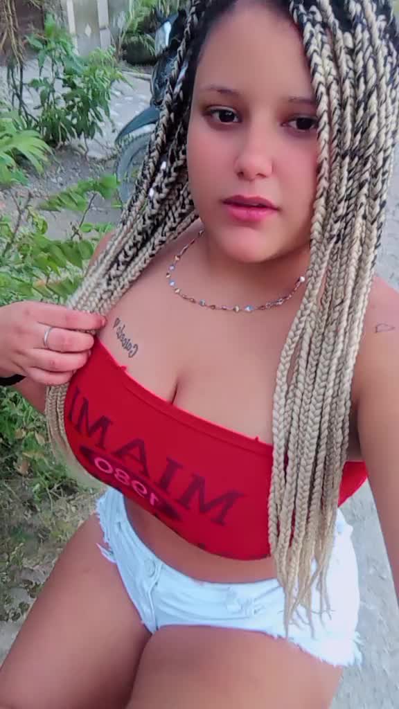@María Antonela