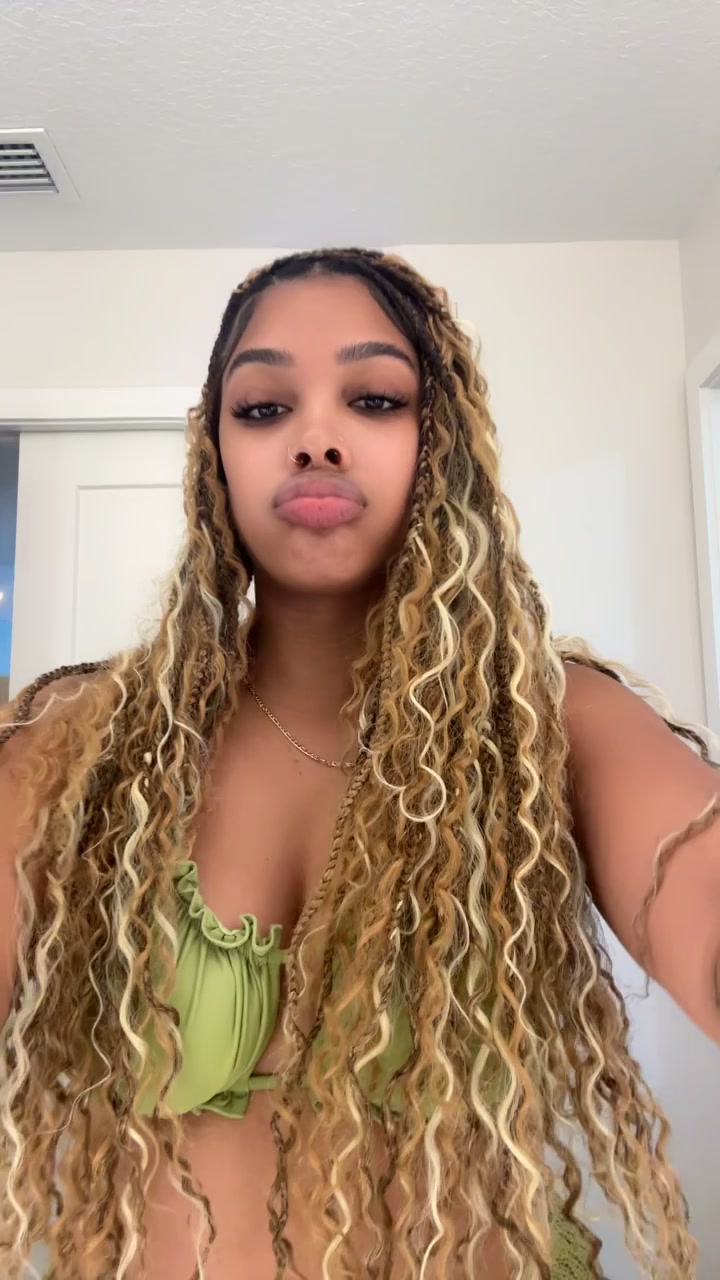 @Prettyincharge