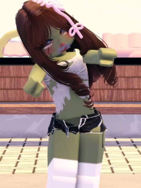 @αzυяα. ♰
