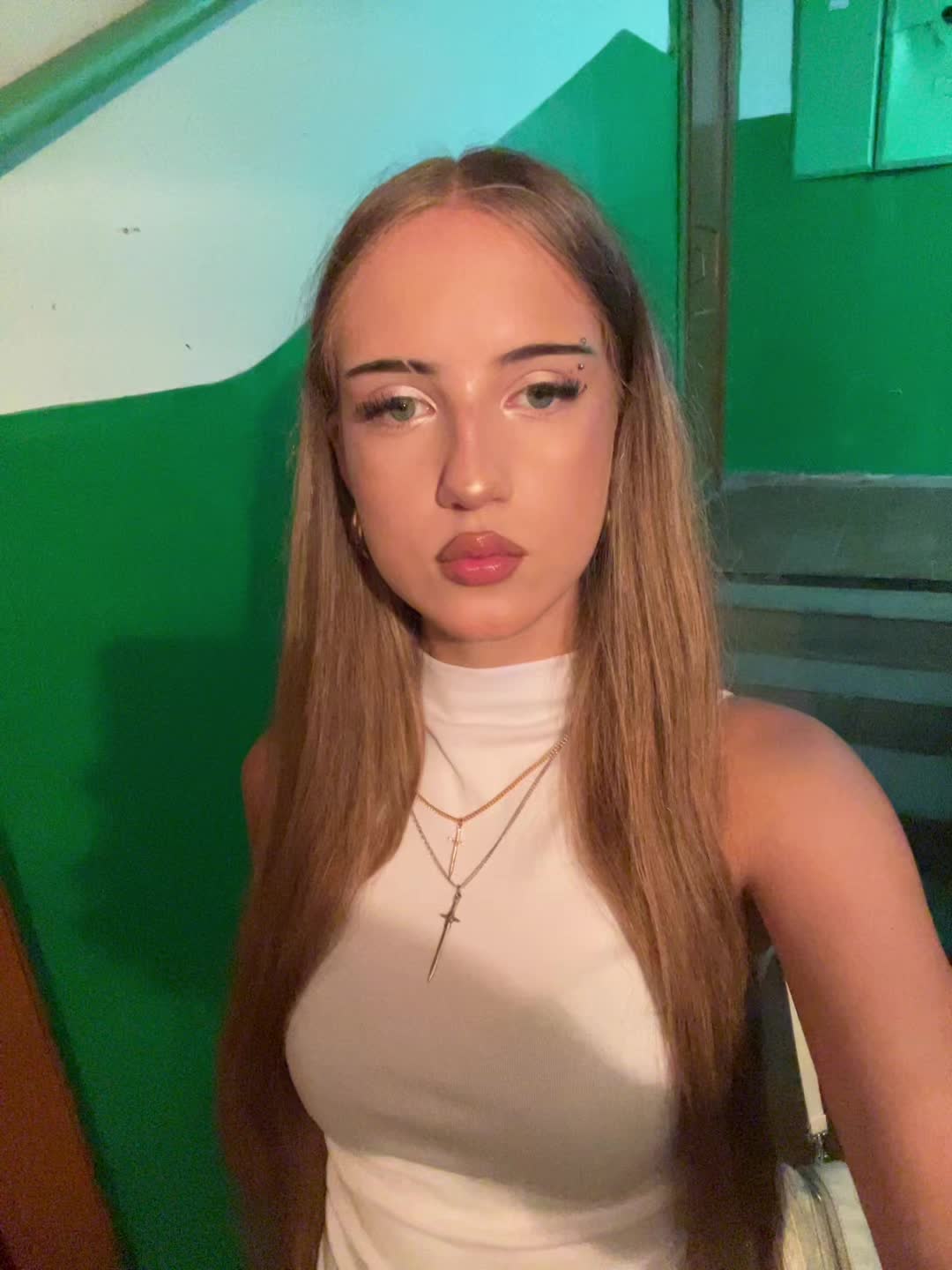 @Адидаска