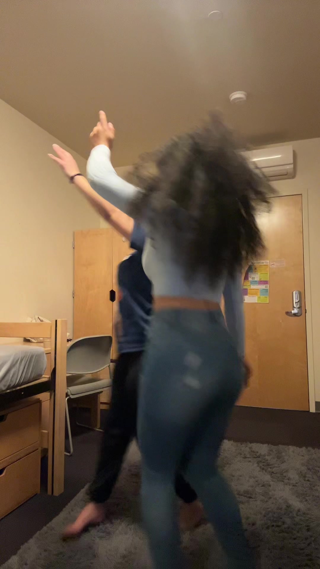 @validddd10