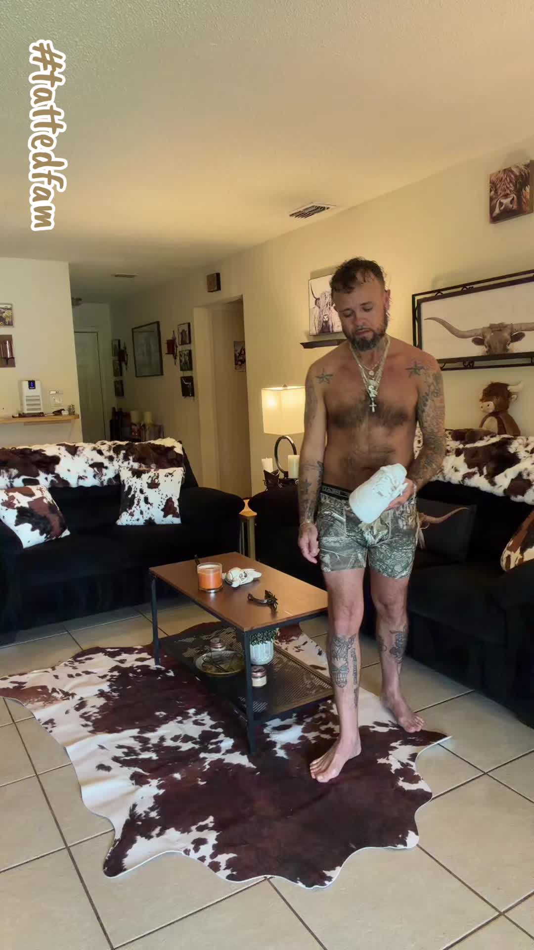 @Tatted_up_Cowboy