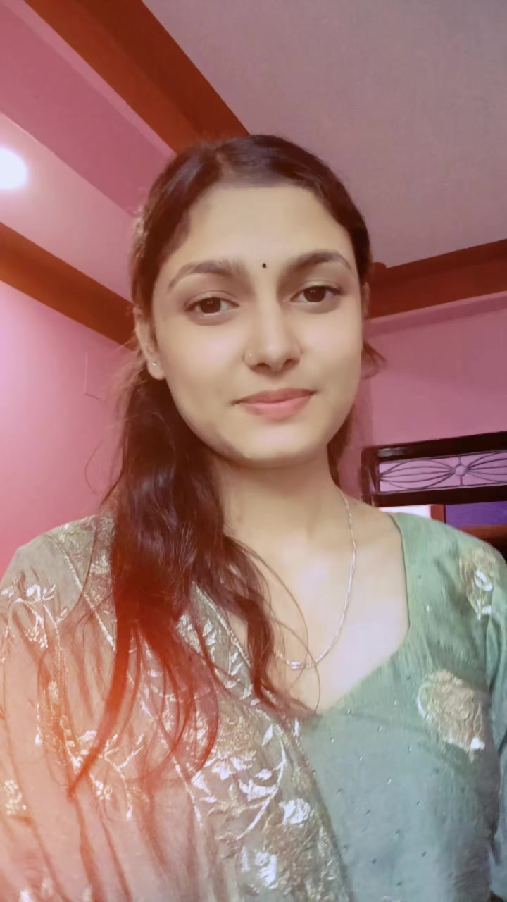 @Smirti✨