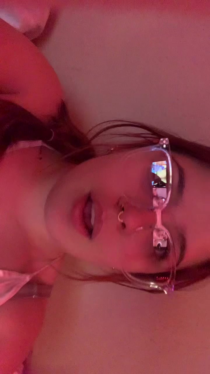@LuluDummond
