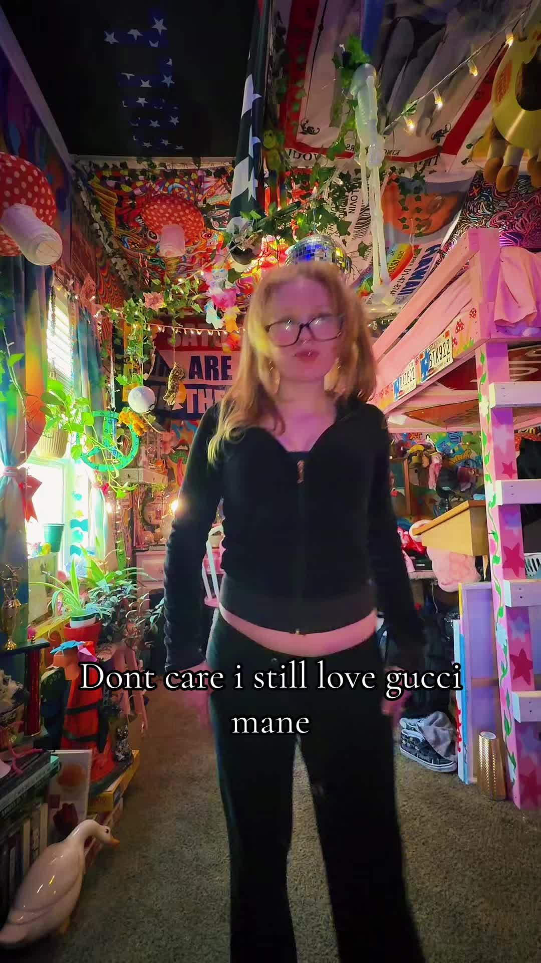 @Abby🦇
