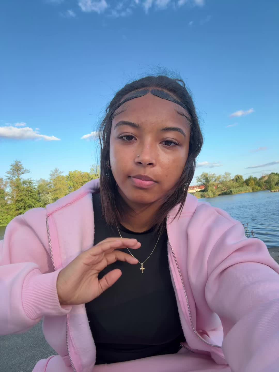 @Emiii