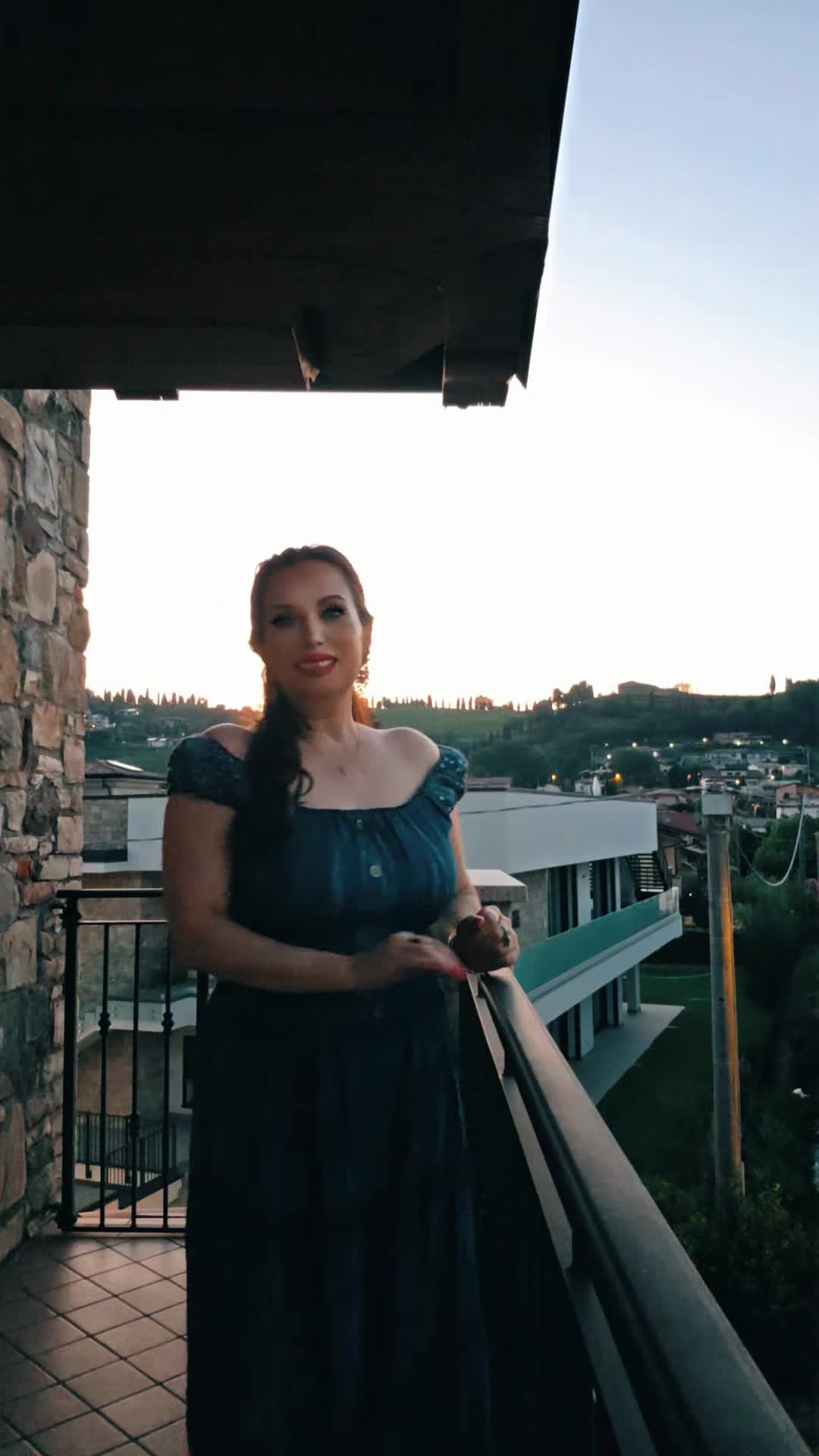@MIKAELA