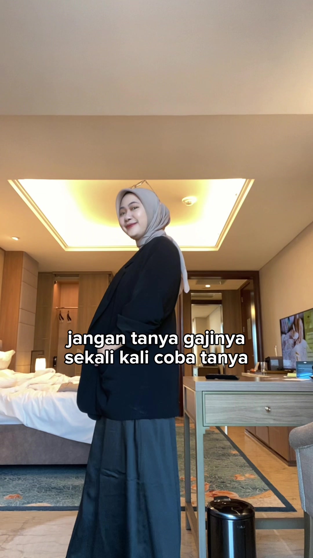 @Hldmlnd