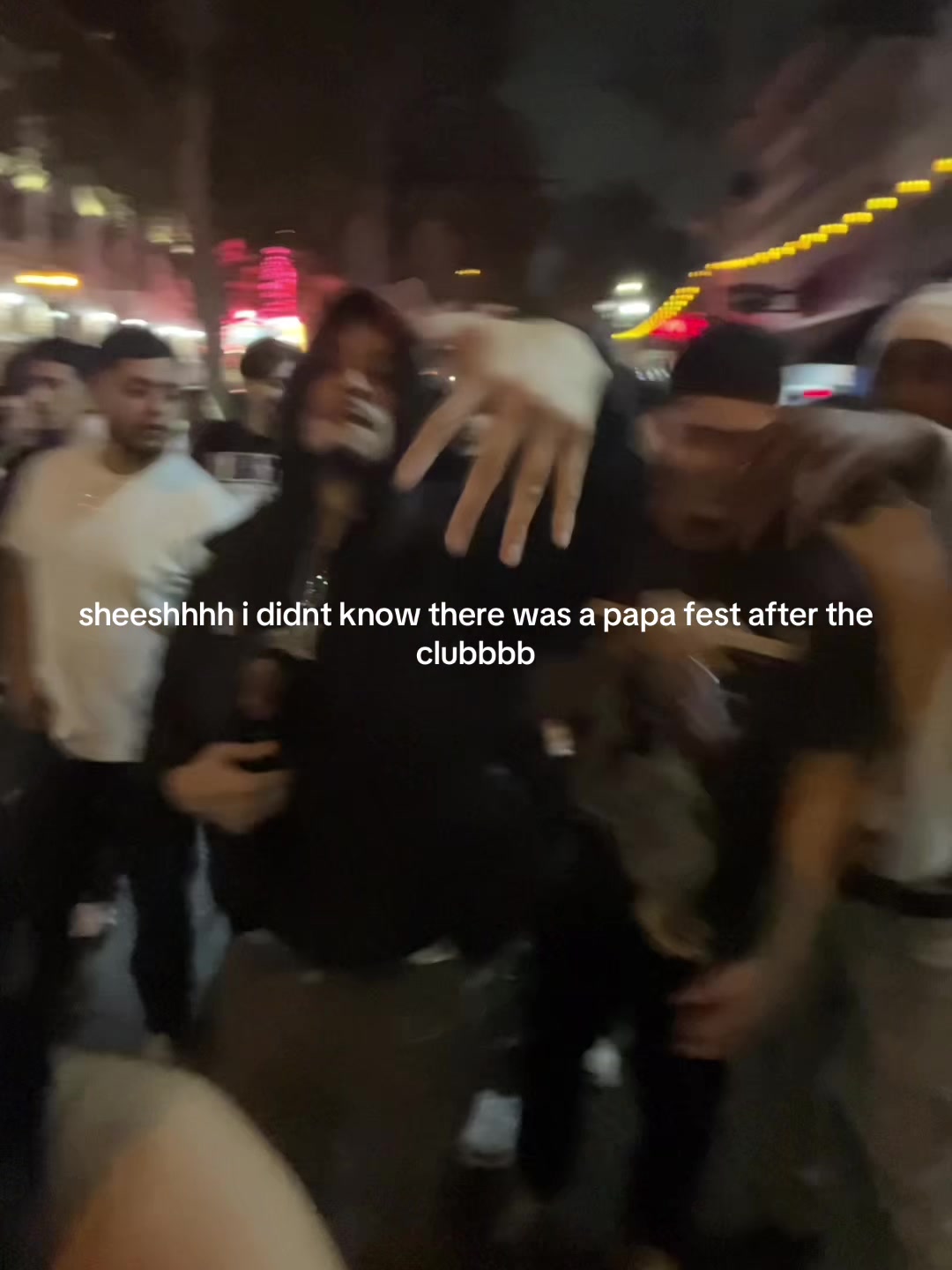 @???