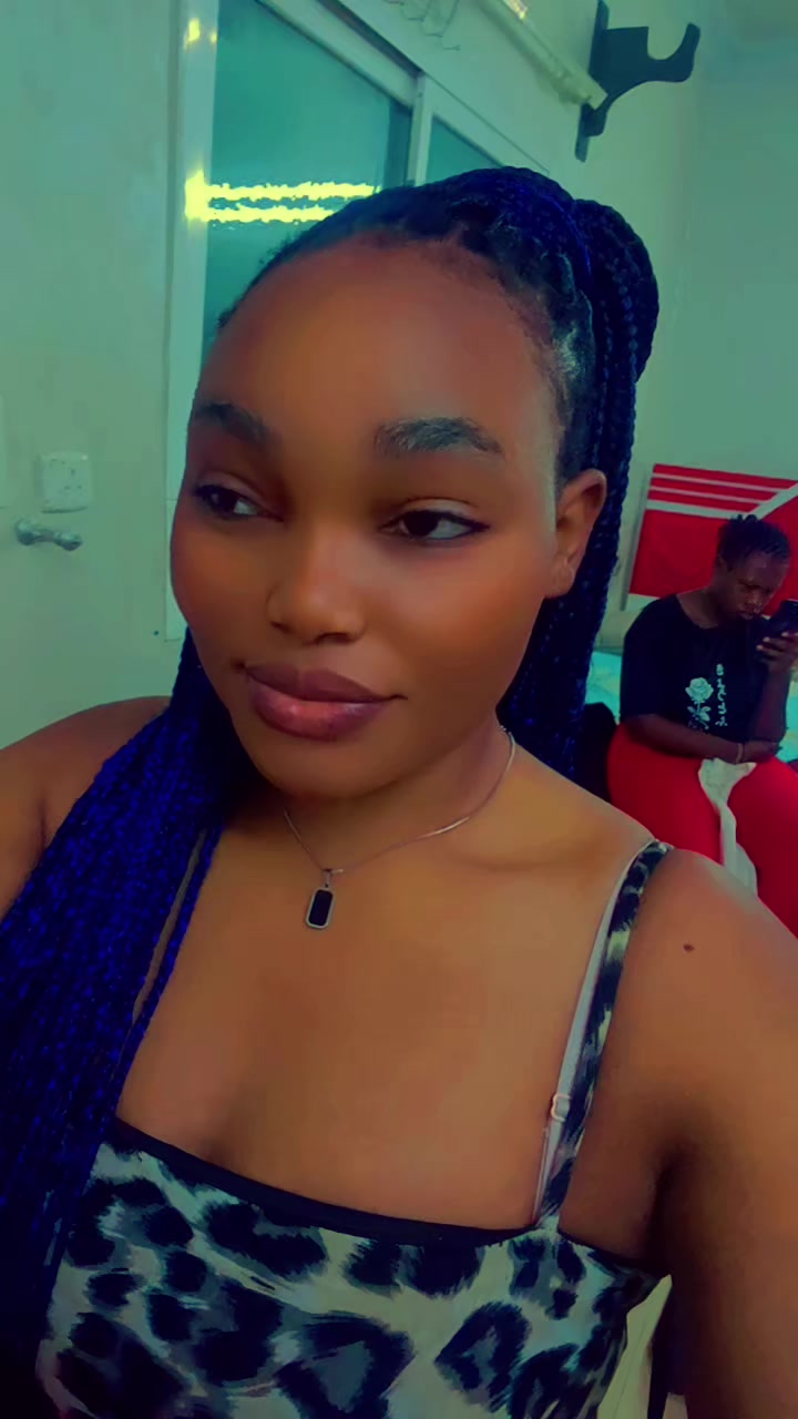 @QVINNA