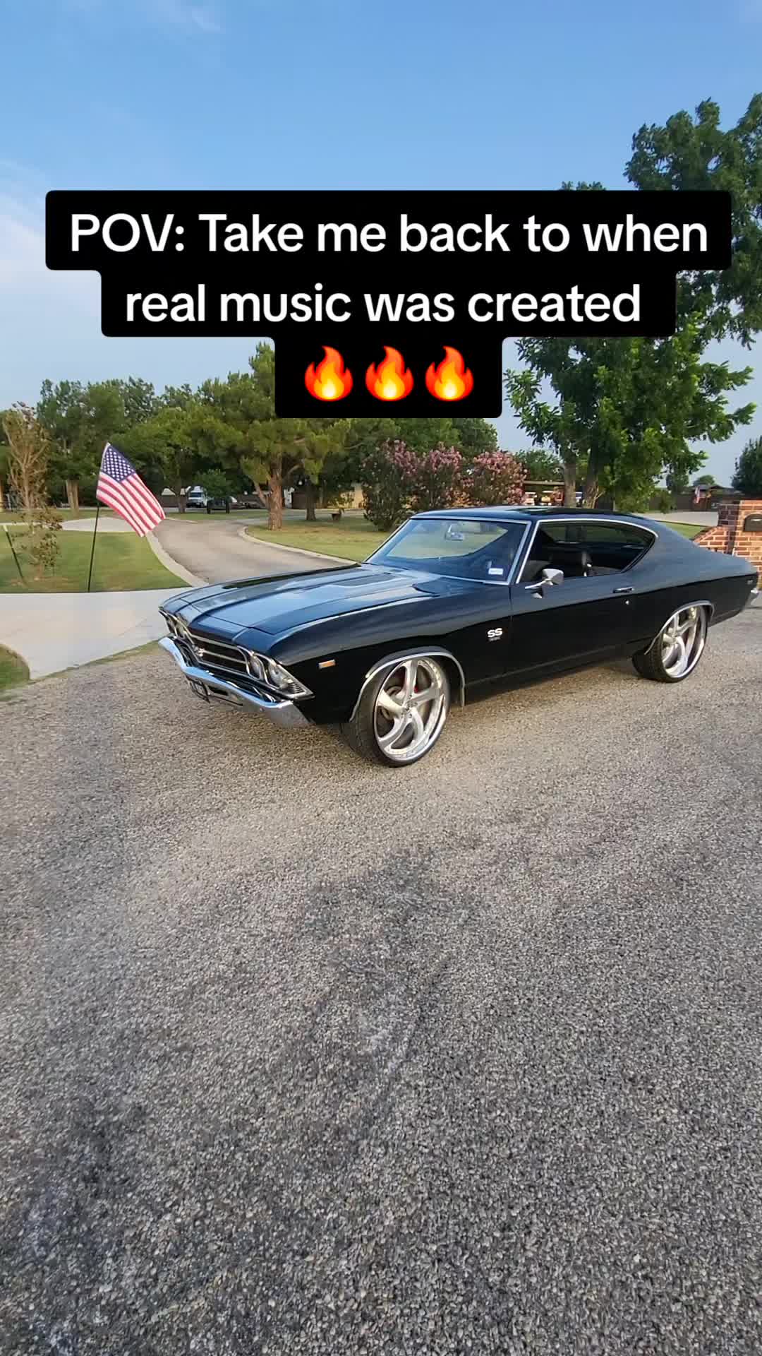 @MoMoney