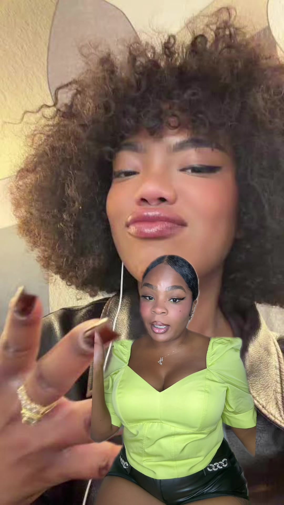 @Everybodyhatekrissy