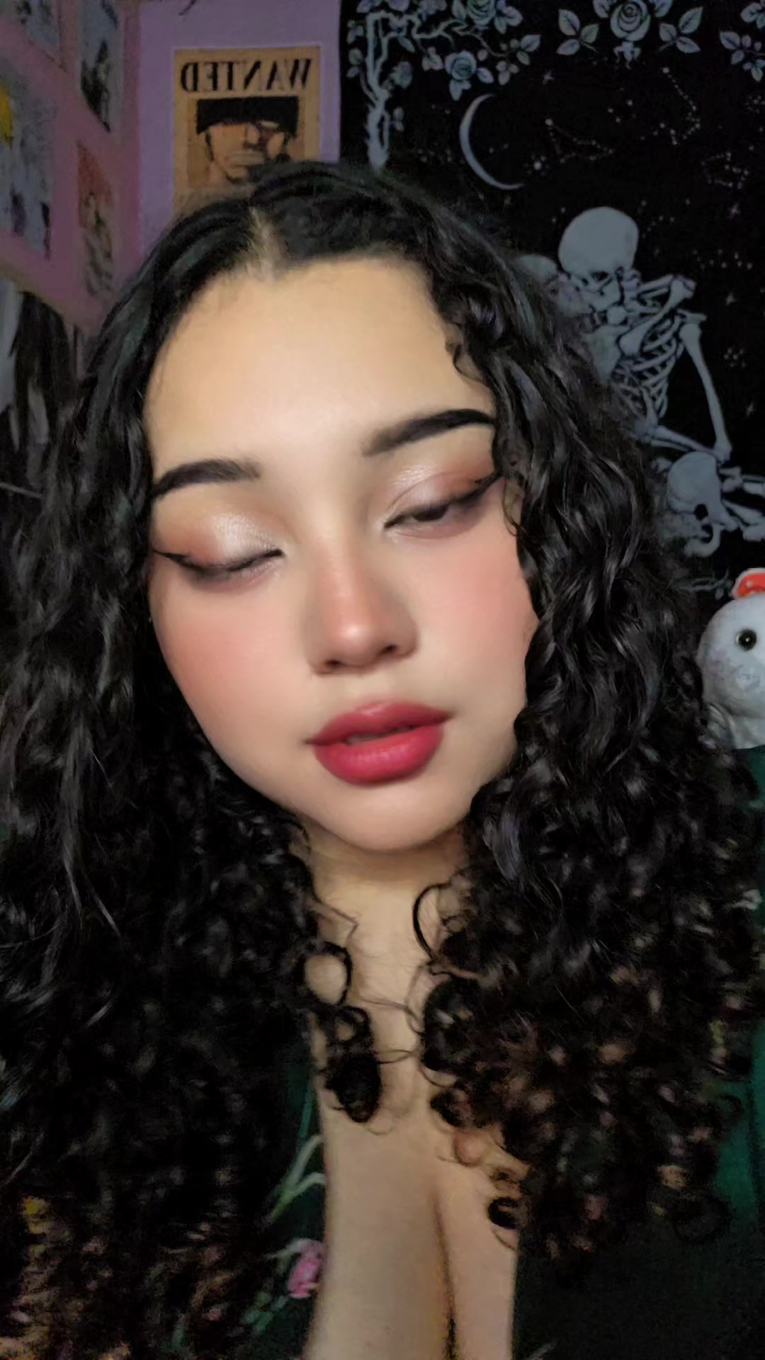 @ToxicVelvetXメ