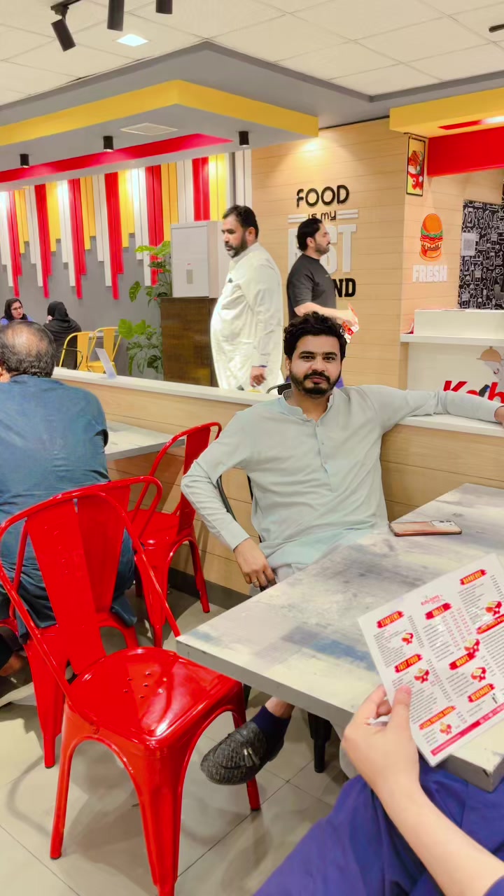 @راشد غوری 🇵🇰