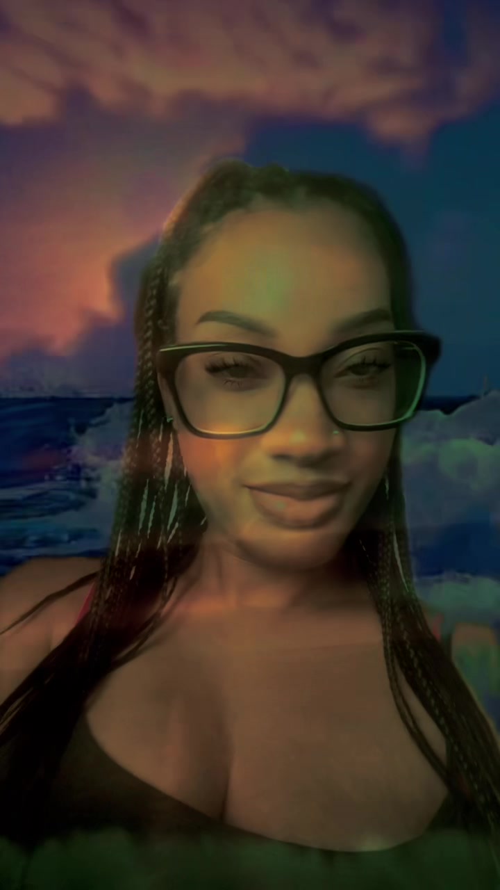@LifeWithLay