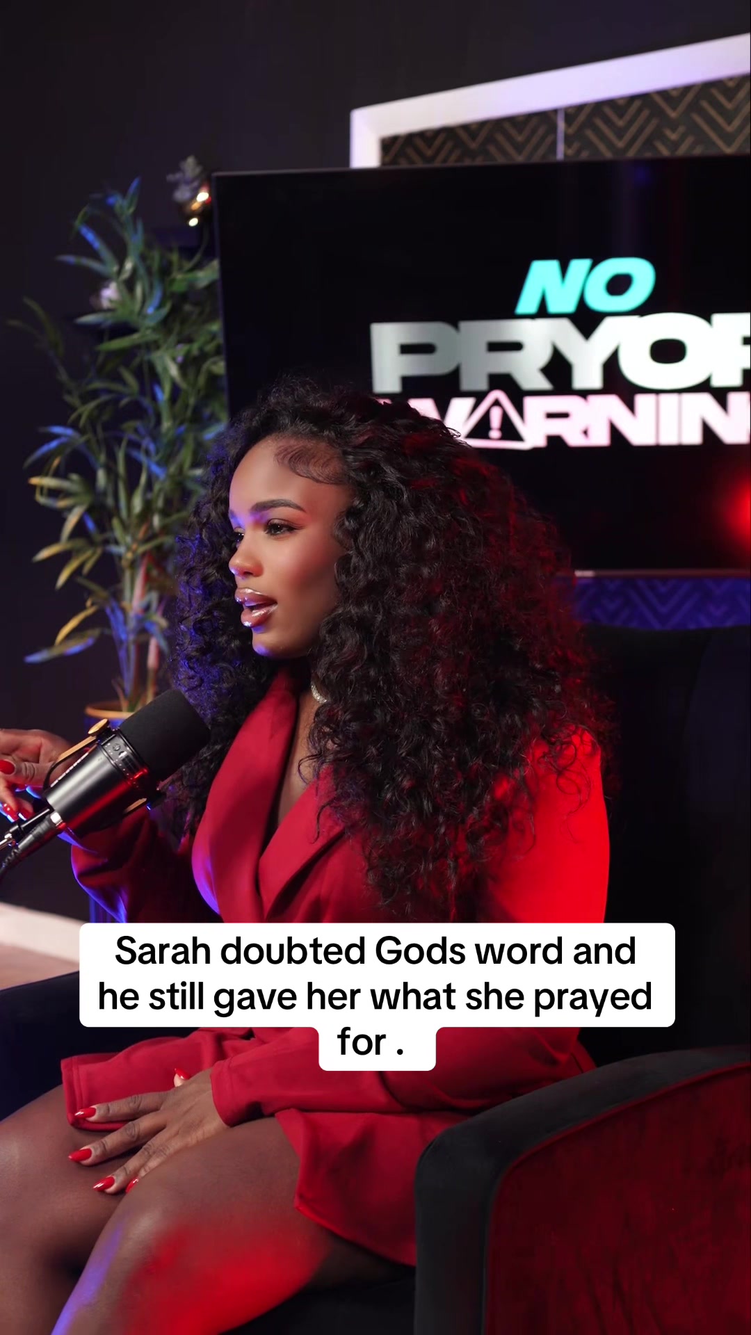 @thearielpryor