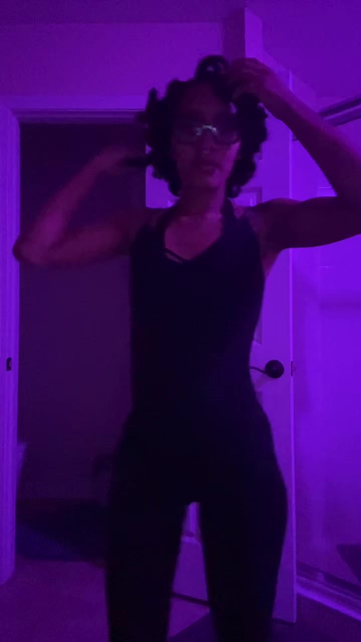 @Ickynikki