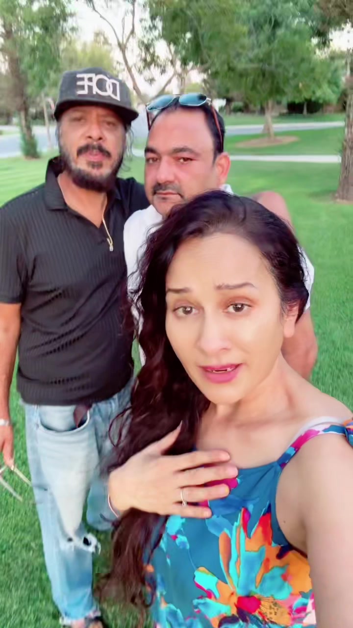 @Soni Paras