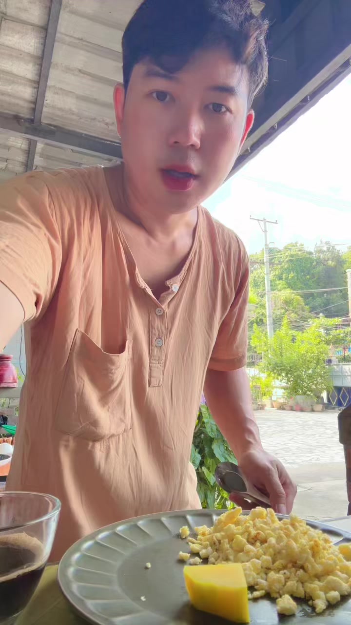 @သန့်သန့်လေးစားသောက်ကုန် 6591