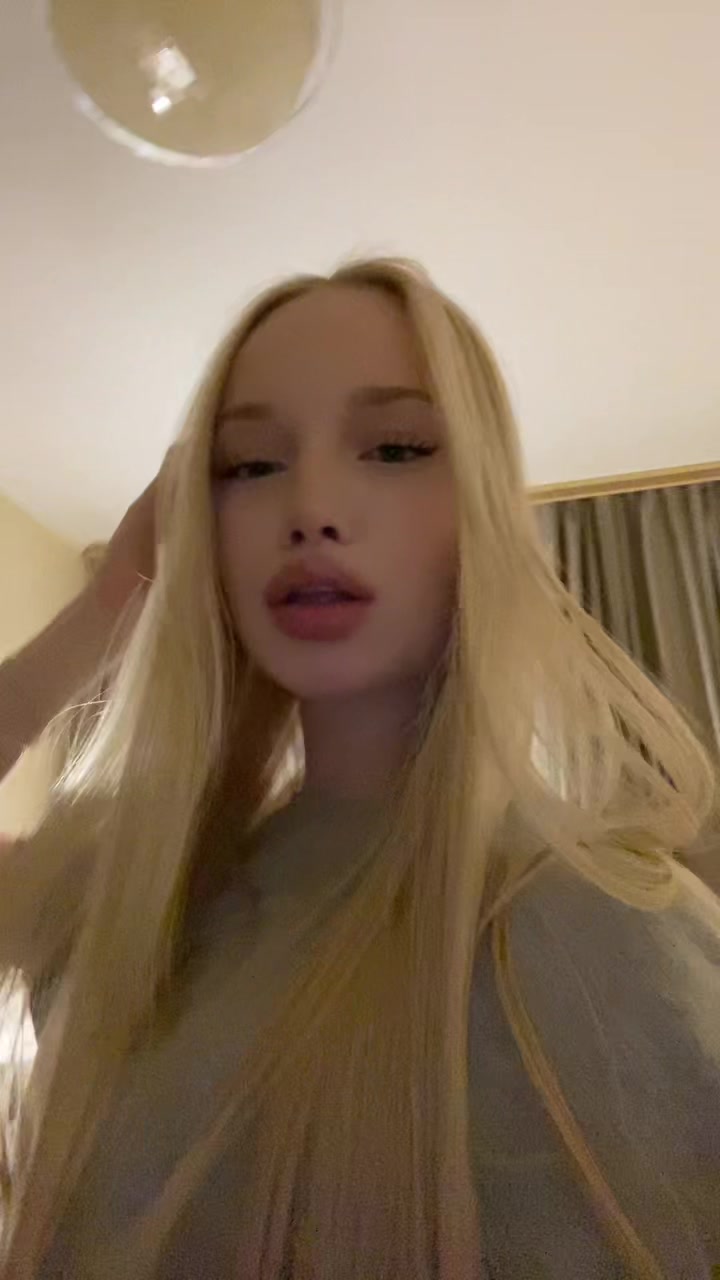 @vimolyyy