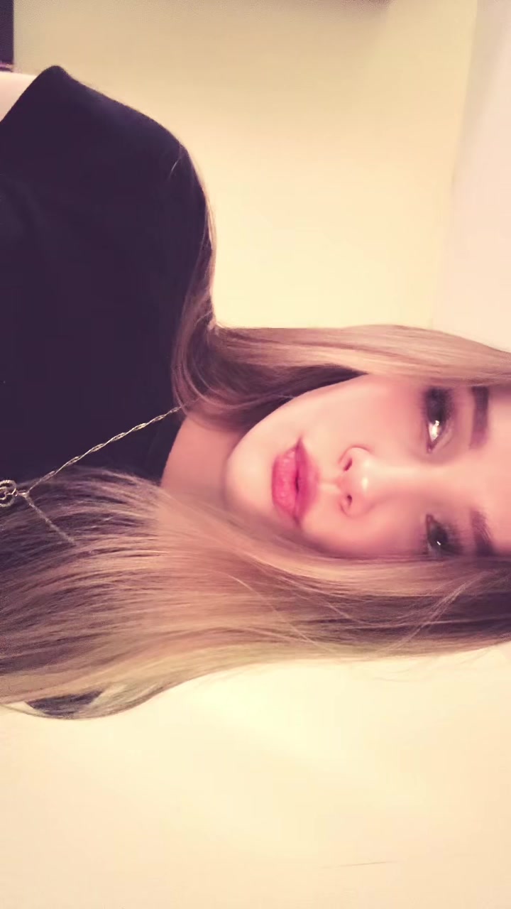 @🫂